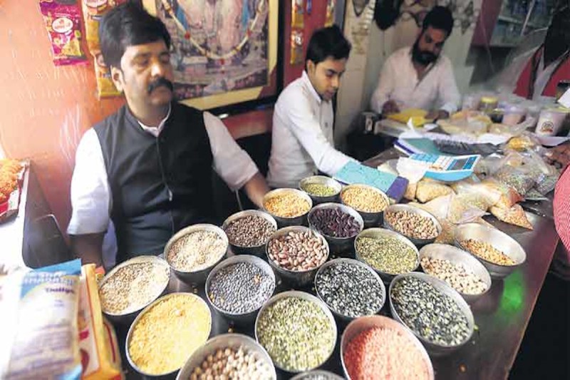 महंगाई से व्यापारी भी हुए परेशान