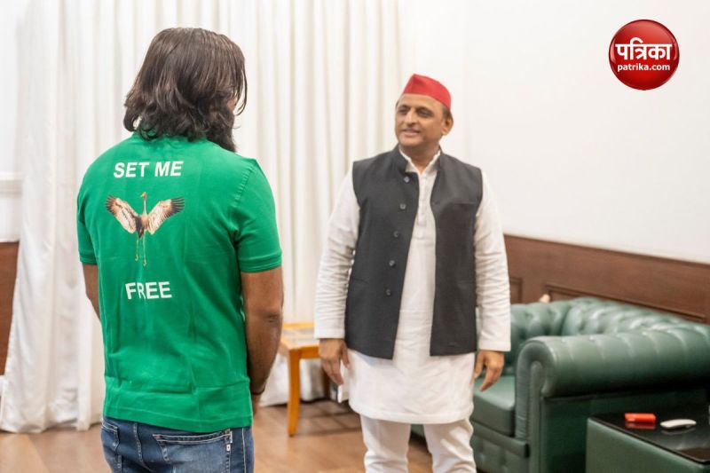 Arif Meet Akhilesh Yadav
