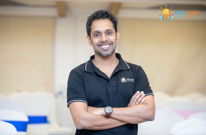 बच्चों को मजेदार रूप से पढ़ाने के लिए कोडिंग-रोबोटिक्स शैक्षिक पाठ्यक्रम