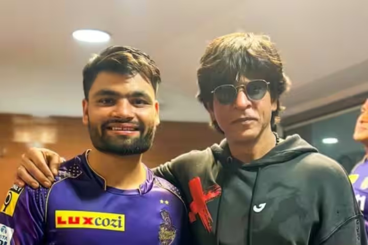 shah_rukh_khan_with_rinku_singh.jpg