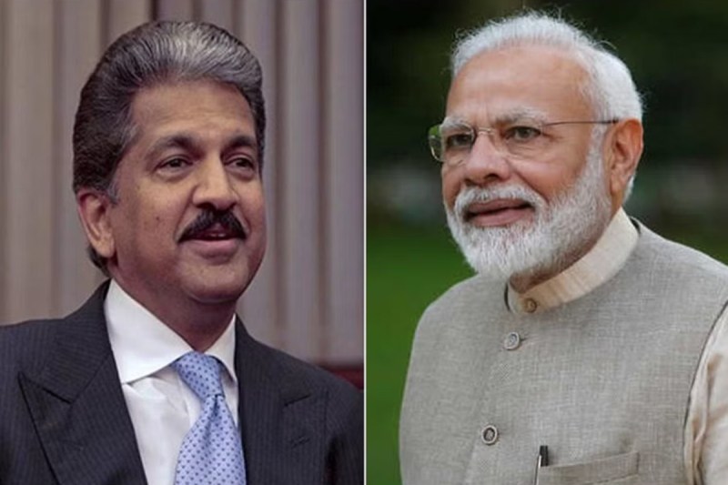 pm_narendra_modi_and_anand_mahindra.jpg