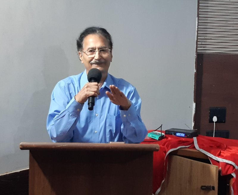 हड्डी टूटने का बेहतर इलाज प्लास्टर से भी संभव: डॉ. चौबे