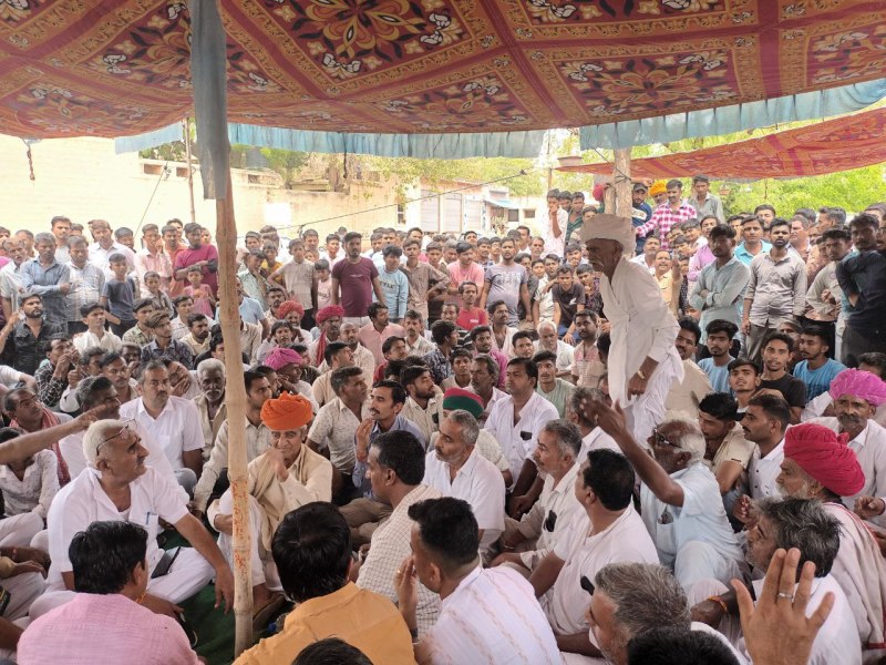 महिला सहित 17 के खिलाफ हत्या का मामला दर्ज, मोर्चरी के बाहर धरना