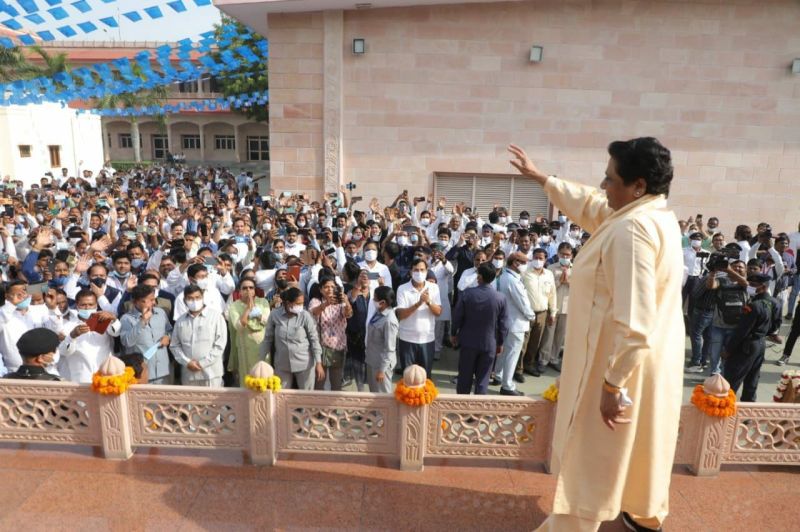 बसपा ने खेला मुस्लिम कार्ड