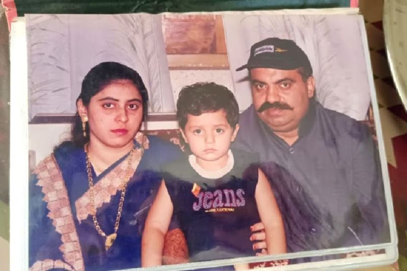 Ahmed Atiq and Shaista picture