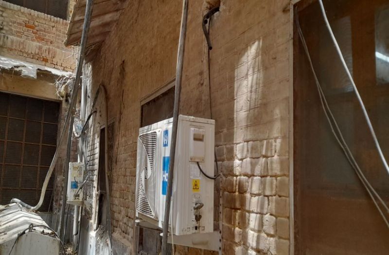 पीबीएम अस्पताल से एसी की वायरिंग ही चुरा ले गए, जांच मशीनों से रिपोर्ट पर संशय