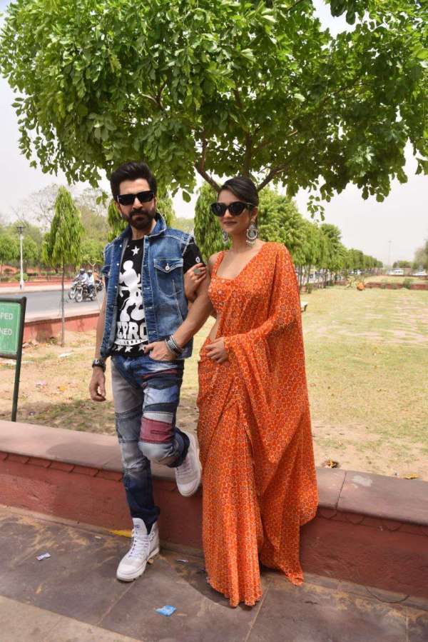 देंखे फोटो: हिंदी बंगाली द्विभाषी फिल्म 