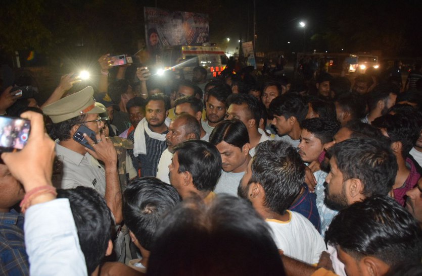 दो समुदाय आमने-सामने आए, लॉ इन ऑर्डर बिगड़ने की स्थिति निर्मित हुई