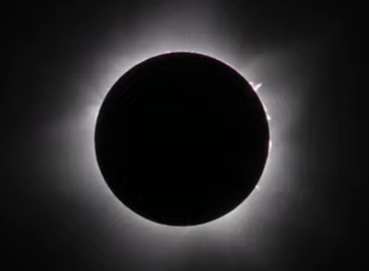 solar_eclipse_2023.jpg