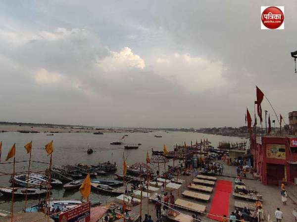 varanasi_ganga_river_bank__b.jpg
