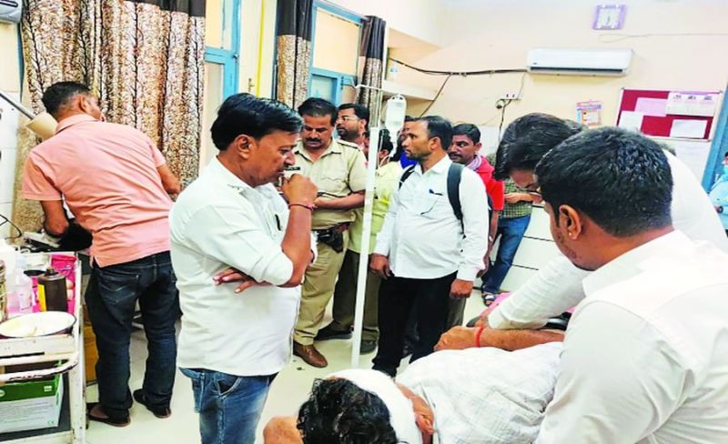 ट्रेलर ने युवक को कुचला, कंटेनर व कार की टक्कर में एक महिला की मौत