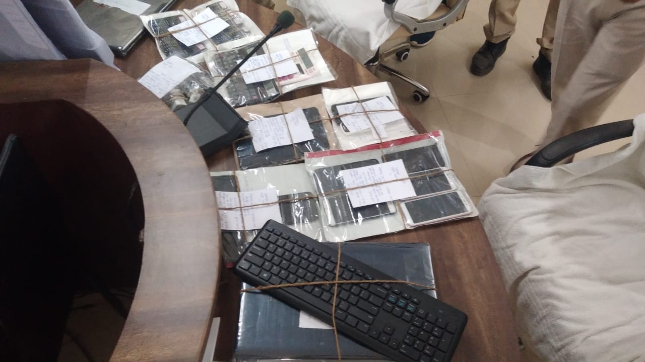 IPL betting was going on in Bandhavgarh resort, police seized Mashruka worth 55 lakhs
