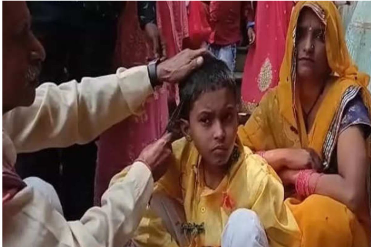 Muslim family got their son shaved according to Hindu rituals