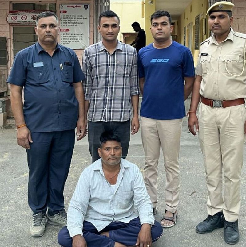 चाय की थडि़यों व बदमाशों के ठिकानों पर छापे, 303 गिरफ्तार