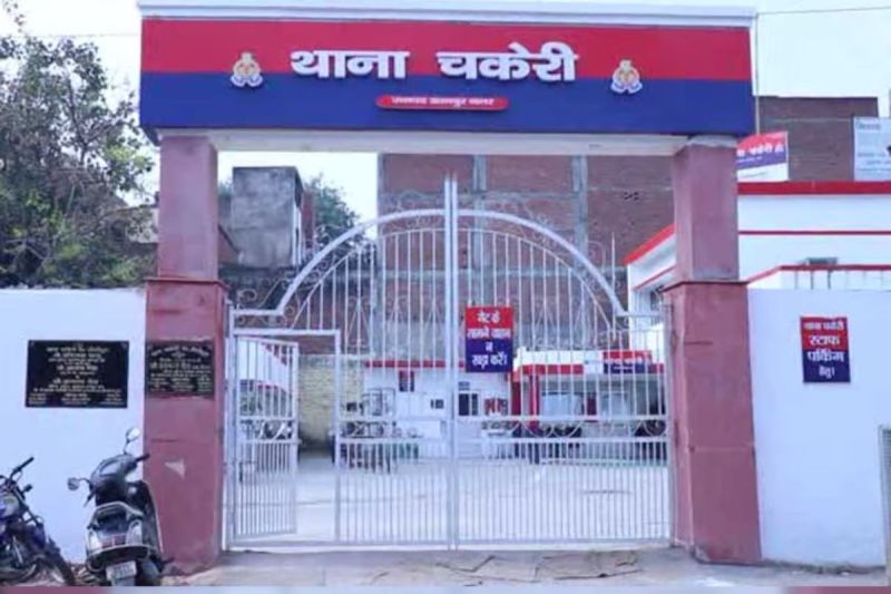 Father eloped with son girlfriend in Kanpur, arrested