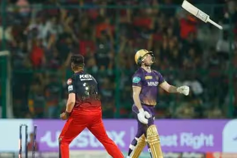 ipl-2023-jason-roy-hit-4-sixes-in-kkr-vs-rcb-match-fined-10-percent-of-match-fee-virat-kohli-david-warner-lost-millions.jpg