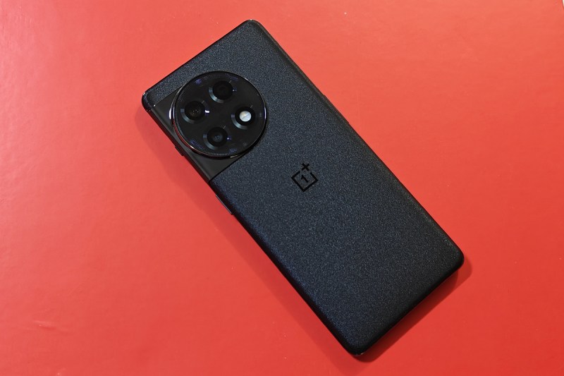 oneplus_11_cover.jpg