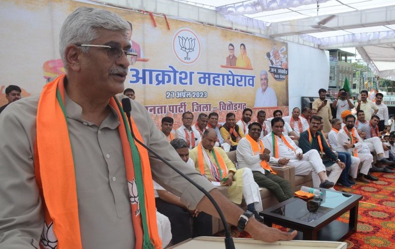 Gajendra Singh Shekhawat Said CM Gehlot Ravana Of Politics