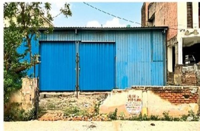 शहर की सूरत बिगाड़ने में यूआईटी-नप साथ, जनता ले रही आड़े हाथ