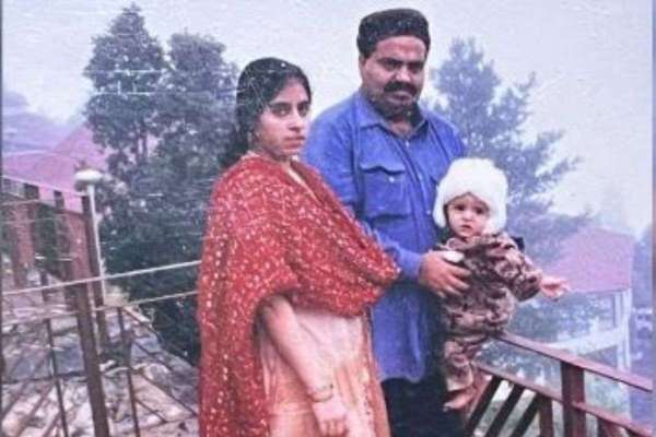 Atiq Ahmed and Shaista photos viral in Social Media