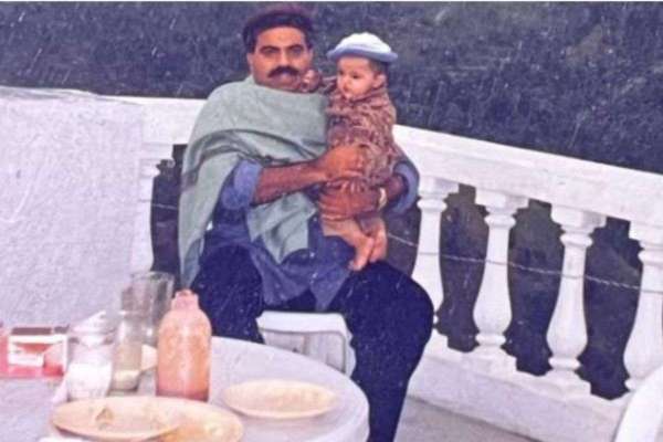 Atiq Ahmed and Shaista photos viral in Social Media