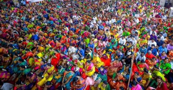 देवी मीनाक्षी और भगवान सुंदरेश्वर विवाह के साक्षी बने हजारों श्रद्धालु, महिलाओं ने भी पहने नए मंगलसूत्र