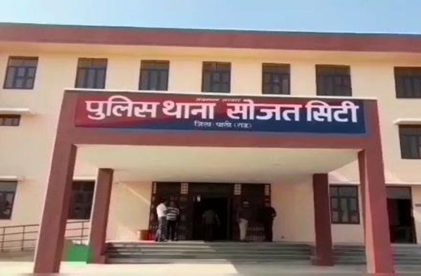 नौ ज्वैलर्स का साठ लाख का सोना लेकर भागा कारीगर, मचा हड़कंप