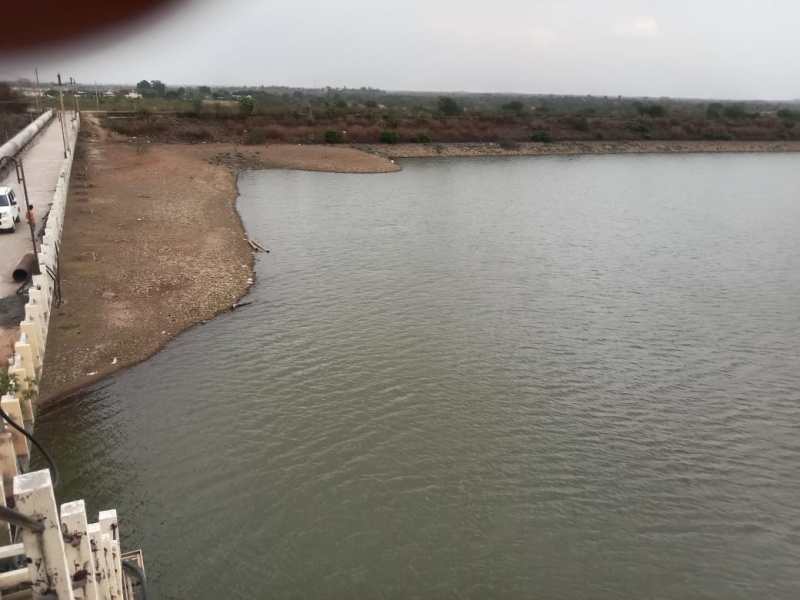 अप्रेल से मई के बीच एक महीने में राजघाट में बढ़ गया आधा मीटर जलस्तर