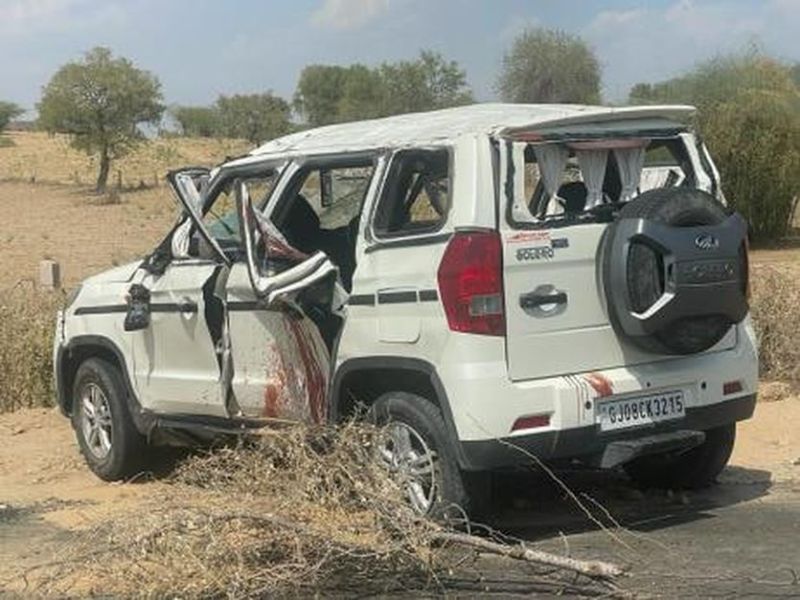 बेकाबू एसयूवी पलटी, दो की मौत, तीन घायल