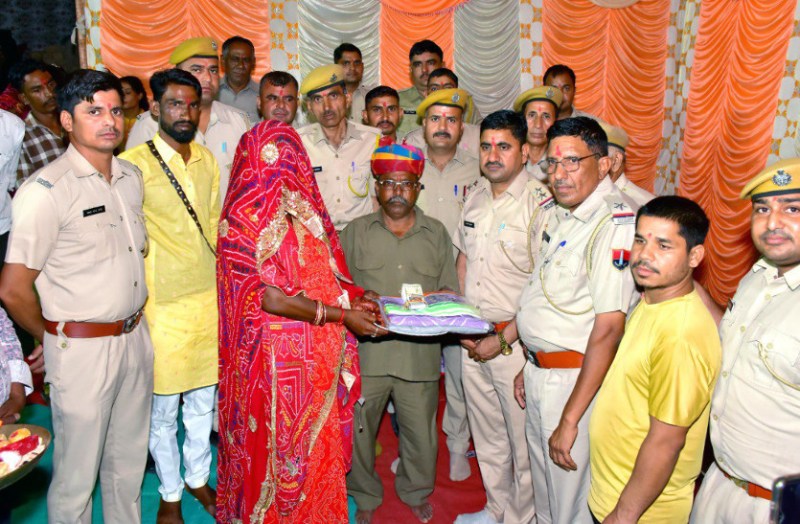 Bissau police Filed Mayra in marriage of sweepers son