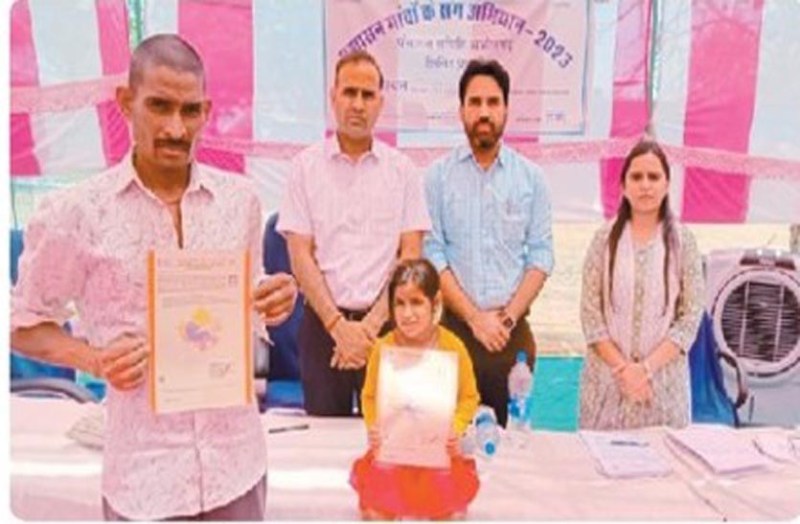 हाथीदेह के अस्पताल में खासी की दवा नहीं