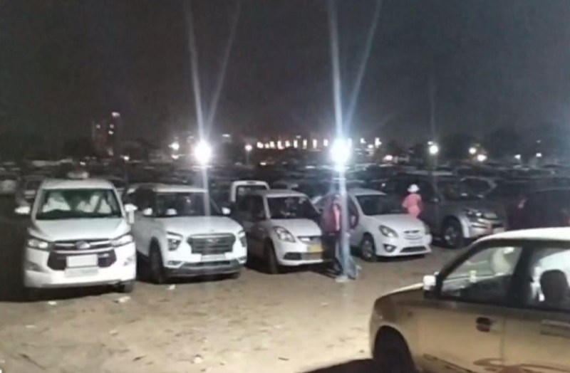 जयपुर में IPL में पार्किंग के नाम पर खुलेआम वसूली