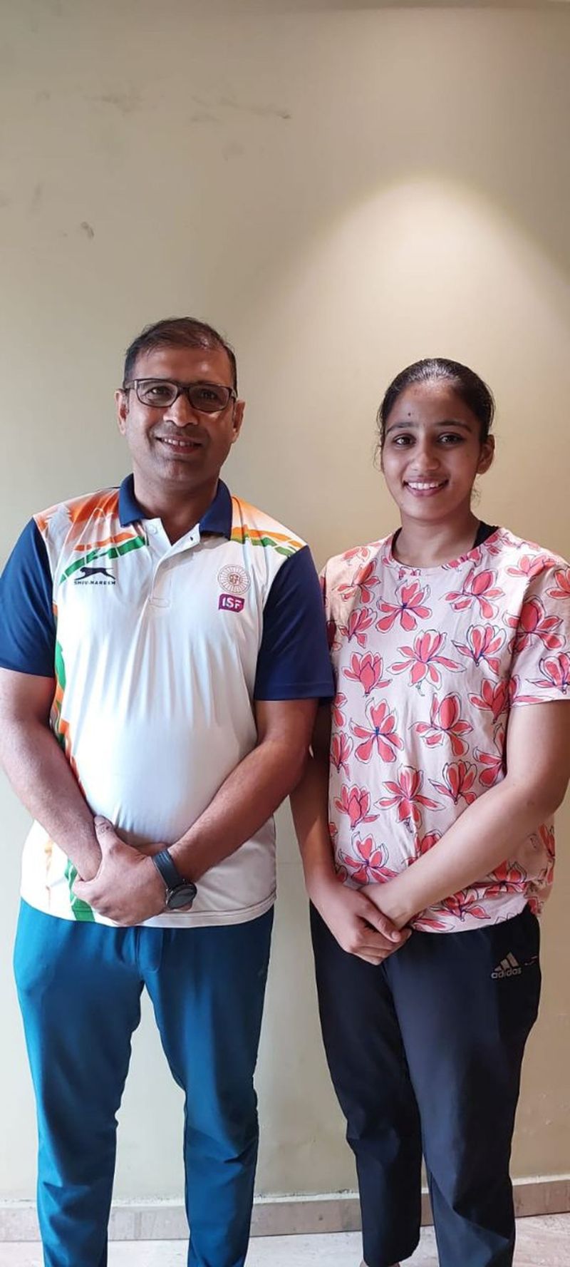 wushu--पिता 2 साल से बेड पर, बेटी ने रूस में स्वर्ण पदक जीत रोशन किया नाम