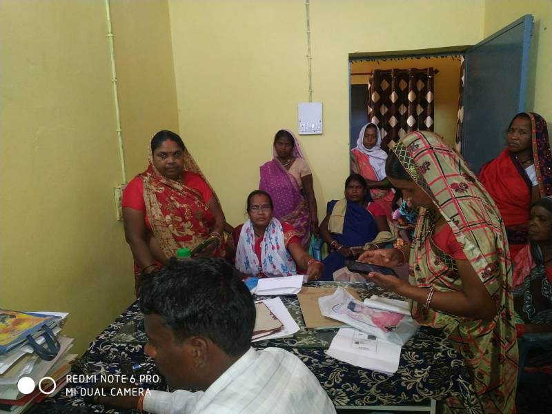 60 हजार महिलाओं ने नहीं कराया आधार लिंक और डीबीटी