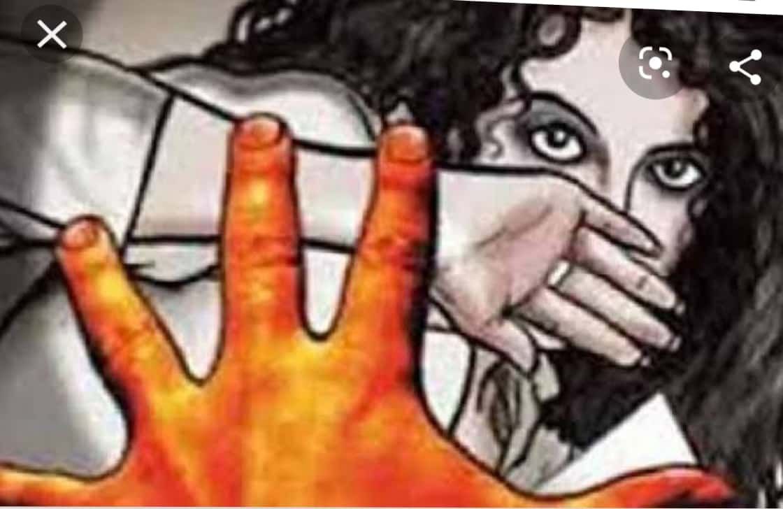 सौतेला पिता कर रहा था बेटी की चौथी शादी