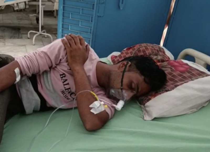 Moradabad News : ऐसा क्या हुआ कि युवक ने घर में फांसी लगाकर की जान देने की कोशिश जानने के लिए पढ़िए यह खबर