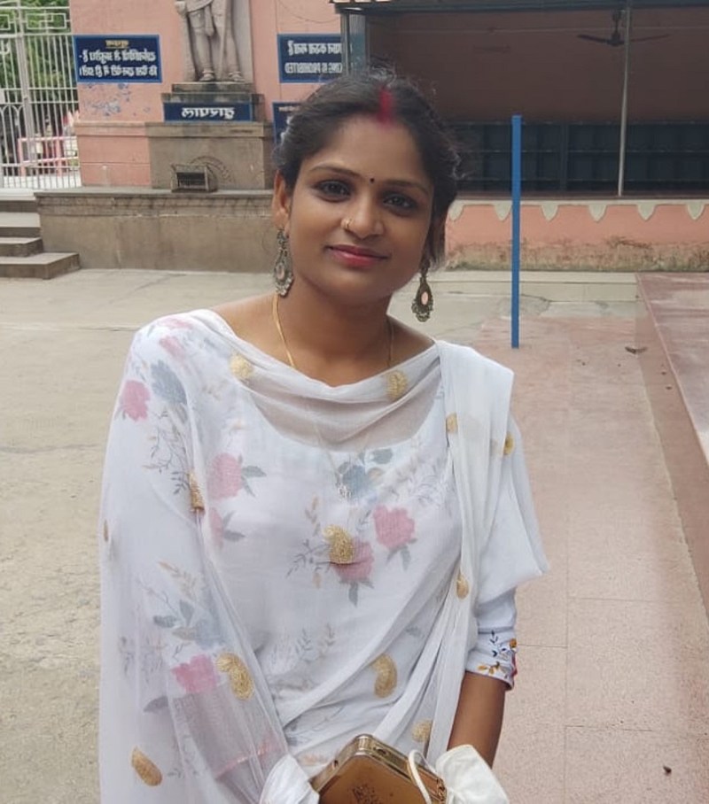 मरीजों की सेवा करते हुए बीमार हुई, ठीक होकर फिर सेवा में जुटीं