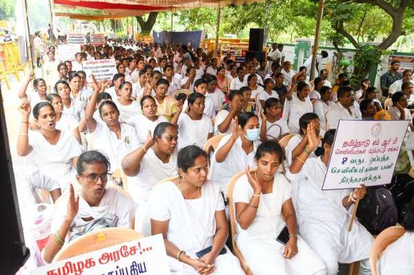  इंटरनेशनल नर्सेस डे मनाया,  नर्सों ने अपनी मांगों को लेकर भूख हड़ताल भी की