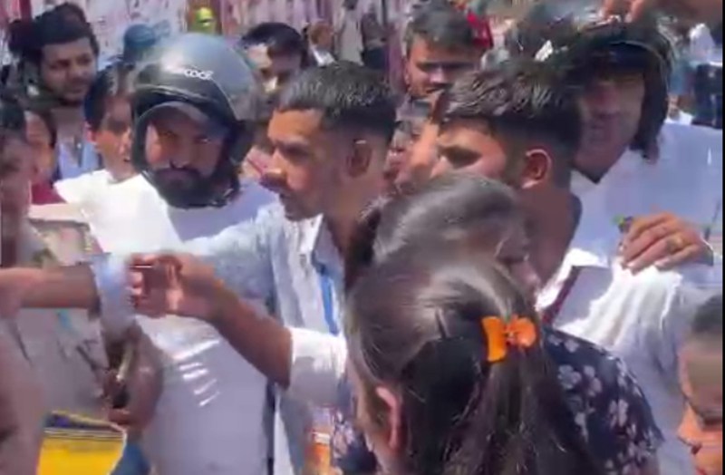 Shameful act of young man outside Maharani College