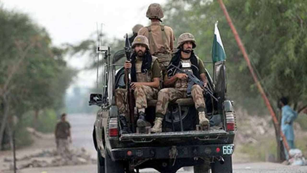 pakistan_soldiers.jpg