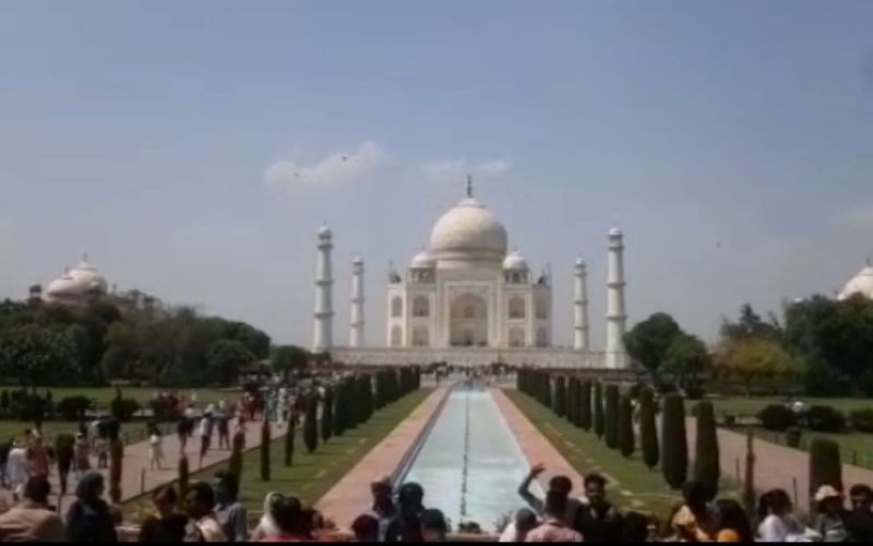 taj_andar.jpg