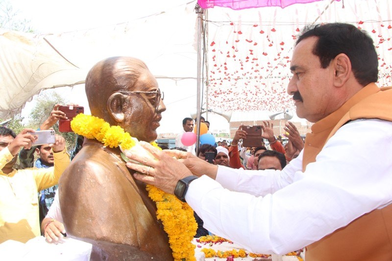 बाबा साहब से जुड़े पंच तीर्थ स्थलों को किया तीर्थ दर्शन योजना में शामिल:डॉ. मिश्रा