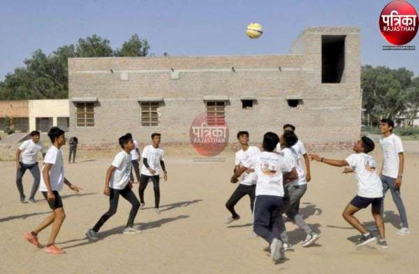 दौड़ के साथ खेल महाकुंभ का आगाज, देखें ये तस्वीरें...