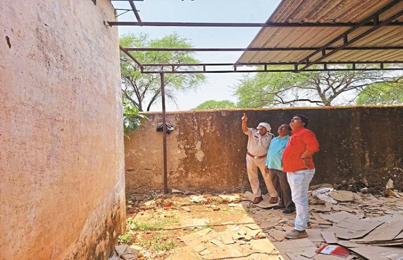 शराब दुकान