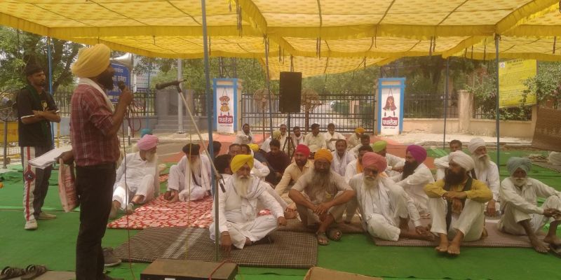 भाखड़ा के किसानों का आंदोलन जारी, सबने वादा किया, निभाया किसी ने नहीं