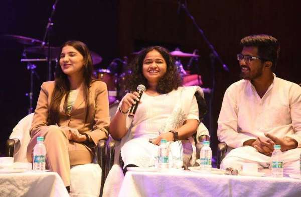 बस्तर विलेज के जरिए बस्तर की खूबियां बता रहीं रेणुका 