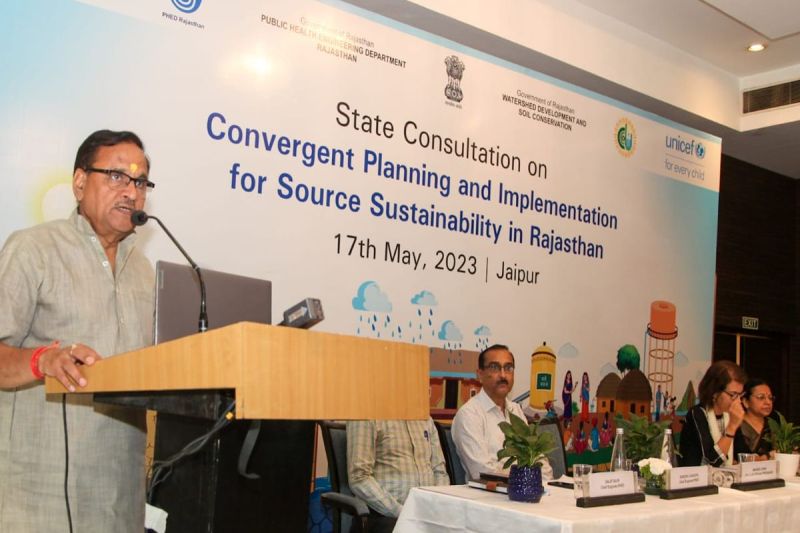 गहलोत सरकार का बड़ा फैसला, पानी बचाने के लिए स्कूली पाठ्यक्रम में शामिल होगा चैप्टर