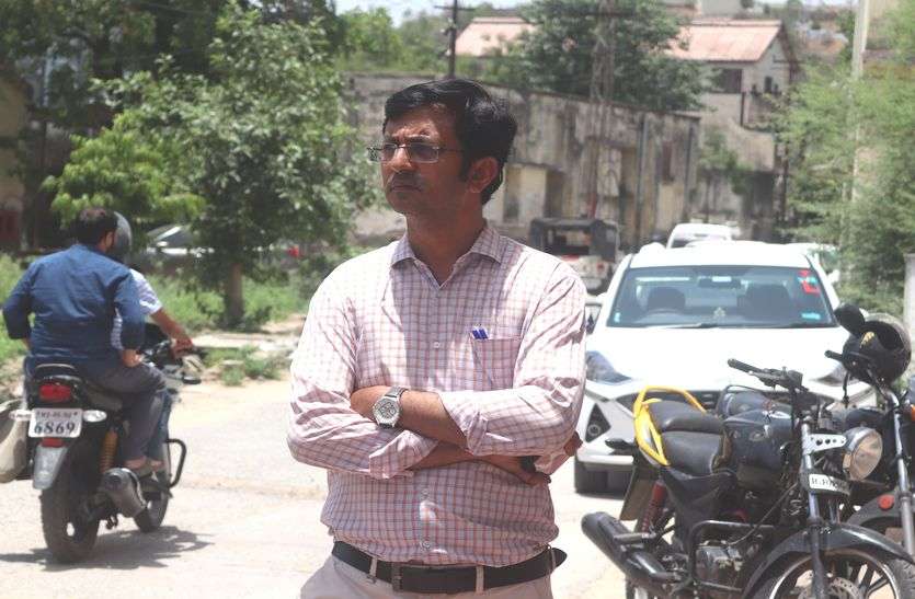 देखें वीडियो...शादी से इन्कार गुजरा नागवार, और उतार दिया सीने में खंजर..किया गिरफ्तार