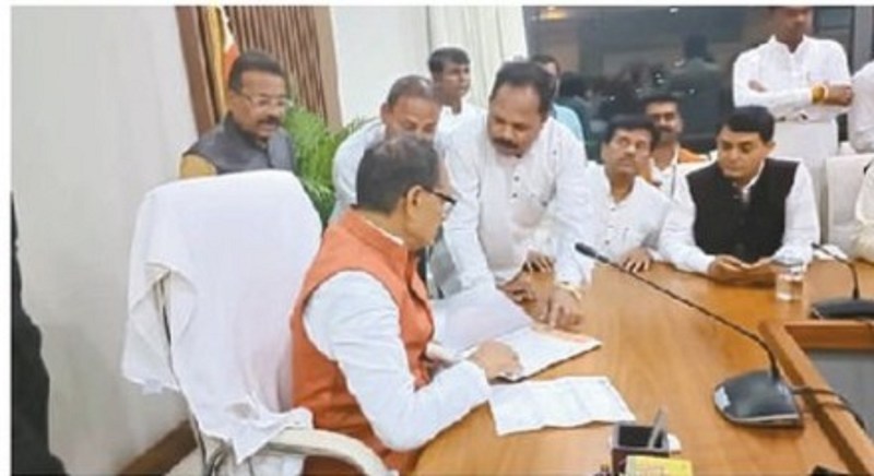 श्रीराम मंदिर मंगल भवन के जीर्णोद्धार के लिए स्वीकृत होने के बाद भी नहीं मिल सकी राशि