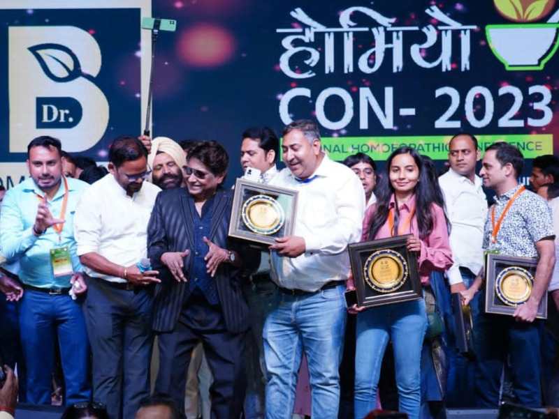 डॉ आदर्श त्रिपाठी ने बढ़ाया लखनऊ का मान,जानें कौने से अवार्ड से हुए सम्मानित